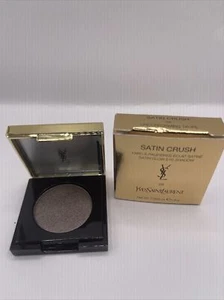 Yves Saint Laurent Satin Crush Satin Glow Eye Shadow - Uncomforming Taupe #28 - Picture 1 of 5