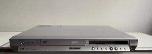Pioneer DVD Recorder DVR-520 H mit Festplatte, silbern - Imagen 1 de 11