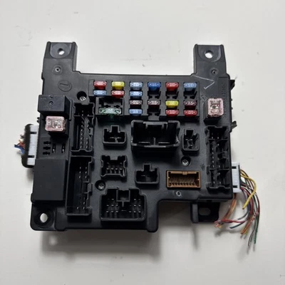 2008 - 2010 Mitsubishi Lancer 2.0L MT Interior Fuse Box Relay Box OEM  8637A465 - Image 1 of 4