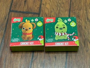 New Set of2 Christmas/Holiday The Grinch Dr. Seuss Crochet kit Make Max & Grinch - Picture 1 of 5