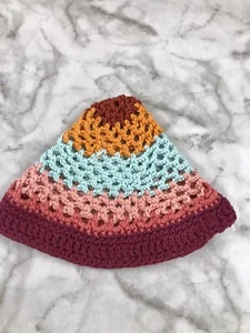 VINTAGE Handmade Crochet Beanie Hat for Girls 7-14 YEARS OLD ONE SIZE - Picture 1 of 4