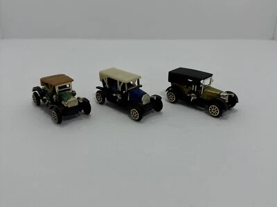 Vintage  Miniature 1910 Ford Model T No.304,301, 306 W/ Removable Top - Image 1 of 4