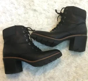 NATURALIZER Women's Chunk Heel Combat Boots Lace & Zip Rubber Sole Black 9 - Picture 1 of 9