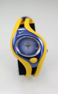 Montre Nike Homme WR0078 VG71-5080 D394392 100m Plastique Ne Fonctionne Pas Jaune Bleu - Photo 1 sur 6