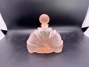 Vintage Silvestri Pink Satin Flower: Frosted Glass Perfume Bottle W/Pink Stopper - Picture 1 of 7