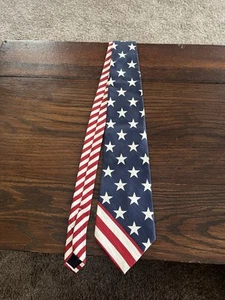 American Traditions American Flag Tie - Picture 1 of 2