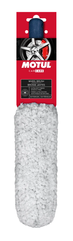 MOTUL Car tire cleaning brush to reach nooks and crannies - Image 1 of 1