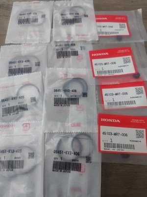 Genuine Honda CB1000SF SC30 Front Brake Caliper Piston Seal Set 06451-KV3-406 - Image 1 of 3