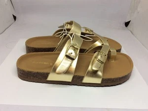 Steve Madden Size 2 Sandal  Buckle Shoe - Picture 1 of 4