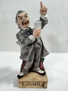 Lefton Politician Ceramic Figurine Hand Painted #KW 25661 On Soap Box - Picture 1 of 5