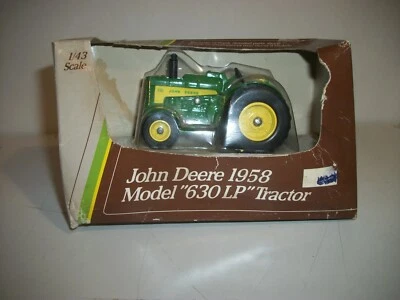 1991 ERTL John Deere 1958 Model 630 LP Tractor 1/43 Scale Die Cast Metal - Image 1 of 4