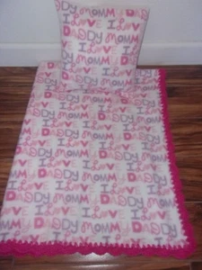 I LOVE MOMMY I LOVE DADDY  PINK-BABY-BLANKET-FLEECE-CROCHET-EDGE- & PILLOW COVER - Picture 1 of 7