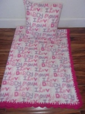 I LOVE MOMMY I LOVE DADDY ROSA-BEBÉ-MANTA-FLEECE-CROCHET-BORDE-Y FUNDA DE ALMOHADA Foto 1 de 4