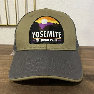 YOSEMITE NATIONAL PARK TRUCKER HAT MESH CAP Gray Green Hiking Camping NEW - Picture 1 of 4