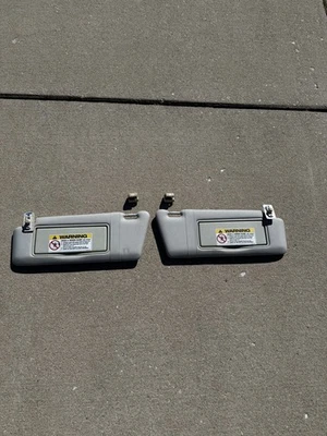 94-00 Mercedes-Benz W202 Clase C Izquierdo Derecho Parasol Par Gris con Clips Foto 1 de 4