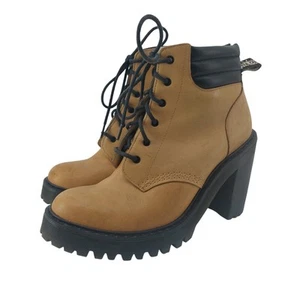 Dr. Martens Tan Persephone Sz 8 Eye Heeled Ankle Boots Women - Picture 1 of 12