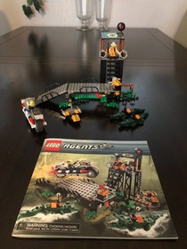 Lego 8632 Agents Swamp Raid 100% Complete w/ Manual & Minifigs!