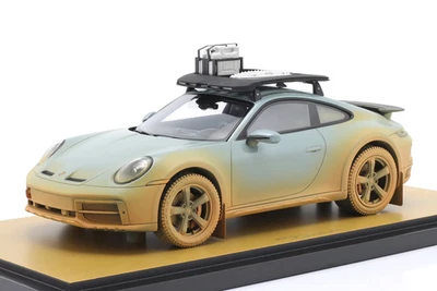 New Spark Porsche 911 Dakar (992) 1:18 Model Car Green WAP0211750S0DK KidBX - Image 1 of 3
