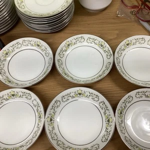 Set of 6 Sterling Fine China Of Japan Florentine Berry Bowls 5.5” - Picture 1 of 5