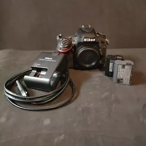 Nikon D610 fotocamera reflex fullframe 24mp + accessori BUONO STATO - Foto 1 di 6
