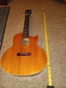 Vintage Hieu Dan PHUC CHAU Guitar. - Picture 1 of 16