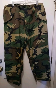 Trousers Extreme Cold Weather ECW Woodland Camouflage Large Regular NWOT - Picture 1 of 10