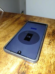 Essential PH-1 Smartphone 128GB – Used ( poor ) - Photo 1 sur 3