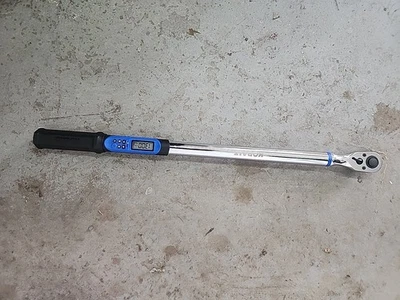 Kobalt 1/2-in Digital Torque Wrench  (50-ft lb to 250-ft lb) 0856839. PARTS ONLY - Image 1 of 4