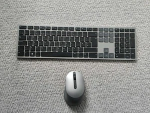 Dell Pro Plus KB7221Wt Wireless Keyboard & Mouse dual mode RF Bluetooth (VG) ... - Picture 1 of 8