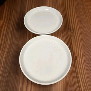 SET OF 2 Crate & Barrel Culinary Arts White High Rim Salad Plates 8 1/4" - Picture 1 of 6