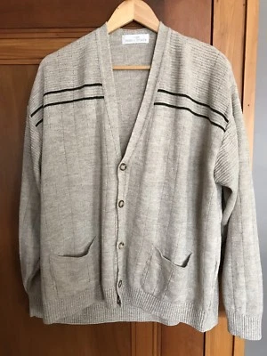 Cárdigan para hombre St Michael From Marks And Spencer EUR 5 pecho 44-46 pulgadas avena Foto 1 de 3