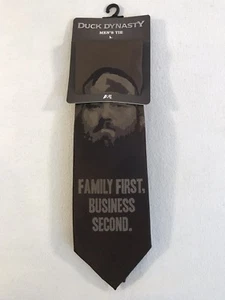Corbata de cuello Duck Dynasty Willie Robertson A&E negra de poliéster para hombre (T2) - Imagen 1 de 5