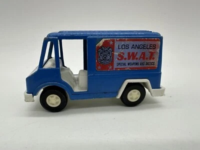 Vintage Tootsietoy Panel Van Los Angeles SWAT S.W.A.T. Police Blue 1970 - Image 1 of 4