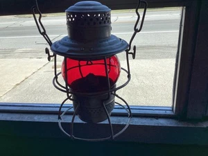 SCHÖNE ADLAKE KERO (CB&QRR) CHICAGO BURLINGTON & QUINCY EISENBAHN LATERNE MIT ROTEM GLOBUS - Bild 1 von 19