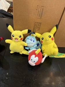 Lote de peluches Pokemkn - Imagen 1 de 2