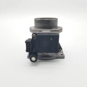1991 1992 1993 1994 Audi 100 C4 Cardone Mass Air Flow Meter Sensor Hitachi MAF - Picture 1 of 13