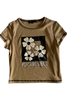 Camiseta Top Rosa Desteñida Acanalada Vibraciones Positivas Talla Grande Juniors Top con Flores - Imagen 1 de 3