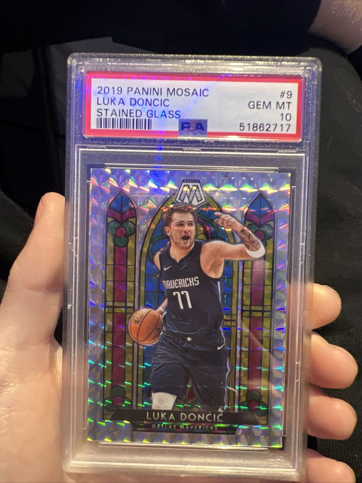 2019 Panini Mosaic Stained Glass Luka Doncic SSP Case Hit PSA 10