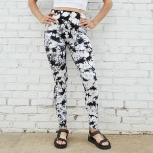 Women's Seamless High-Waist Tie-Dye Leggings - Xhilaration Black/White S/M - Picture 1 of 1