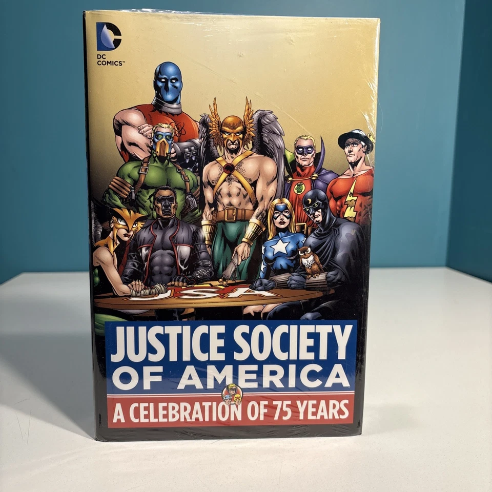 Justice Society of America: a Celebration of 75 Years (DC Comics September 2015)
