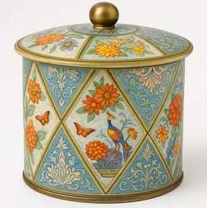 Vintage "Designed By Daher" Peacocks & Floral  Tin Biscuit Box  England W Lid - Picture 1 of 12