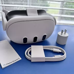 NEW Meta Quest 3 HEADSET ONLY - 512GB 4K - No Controllers - Includes Batman Game - Picture 1 of 1