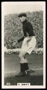 Pattreiouex - 'Footballers in Action' (1934) - F. Swift (Manchester City) - Picture 1 of 2