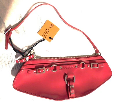 BAG - BCBGirls long red pretty clutch handbag semi-stiff sided Foto 1 de 4