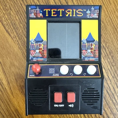TETRIS Arcade Classics Mini Juego Jugable 2018 Funciona con Pilas Foto 1 de 4