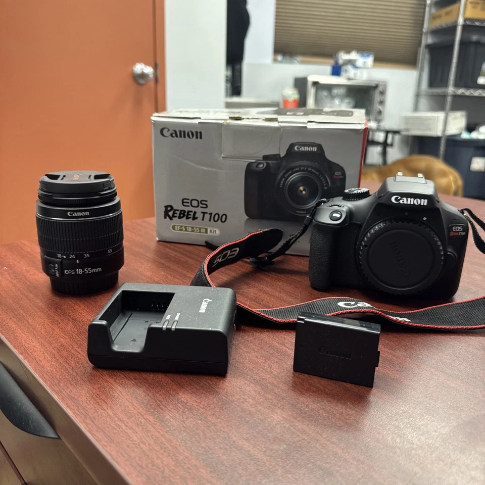 Cámara digital Canon EOS Rebel T100/4000D 18,0 MP SLR con lente EF-S 18-55 mm Foto 1 de 4