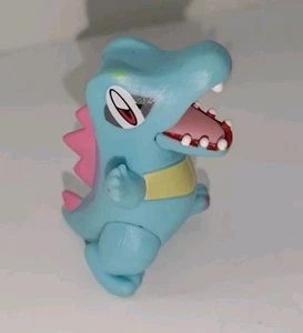 Figura Totodile Pokemon WCT 2019 Wicked Cool Toys 1,5" Minifigura - Imagen 1 de 7