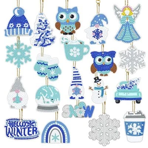 Winter Wonderland Diamond Painting Keychain Kit - Set of 20 Blue Winter Gnome Sn - Picture 1 of 4