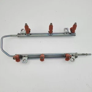 Mitsubishi 380 Fuel Rail With Injectors 3.8L DB 09/05-03/08 - Picture 1 of 8