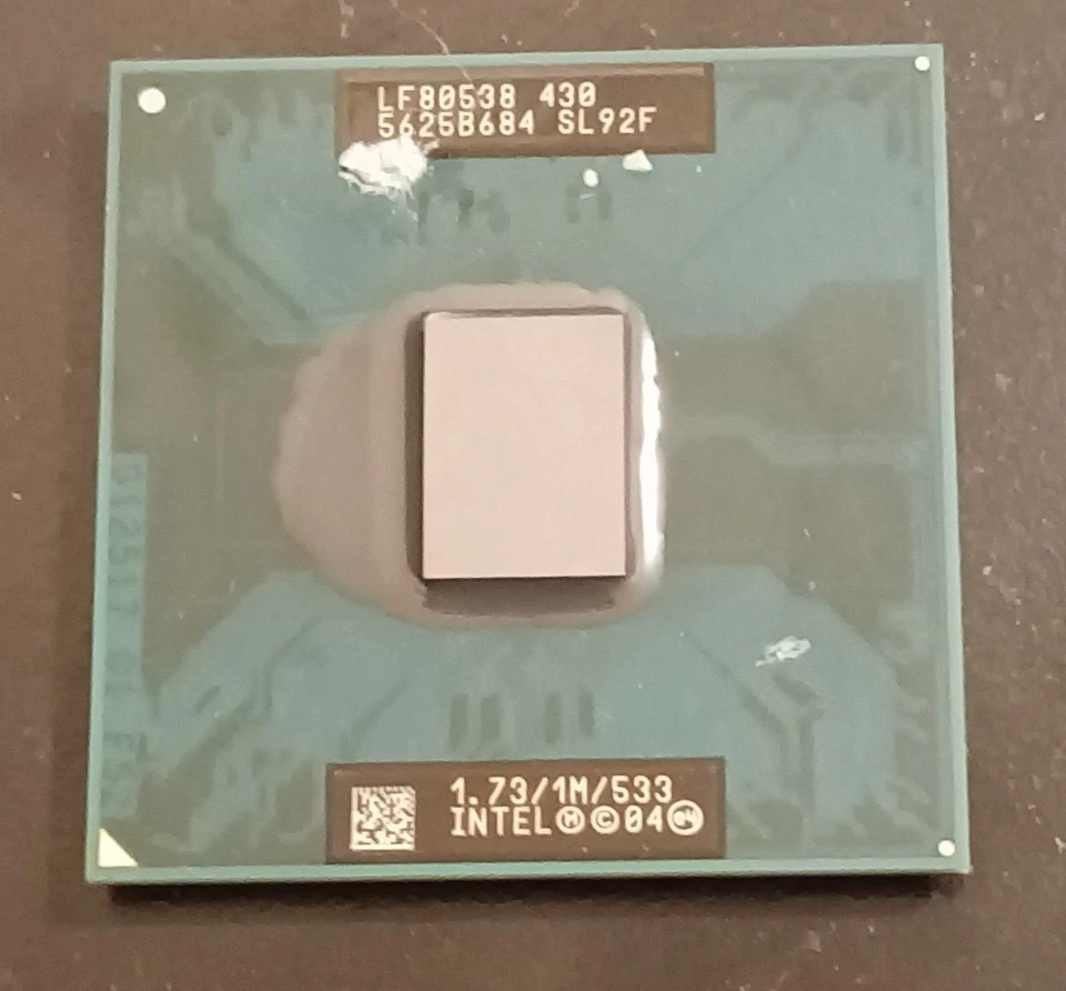 CPU INTEL CELERON M430 1MB/1,73GHz/533/MHZ usato - Immagine 1 di 2